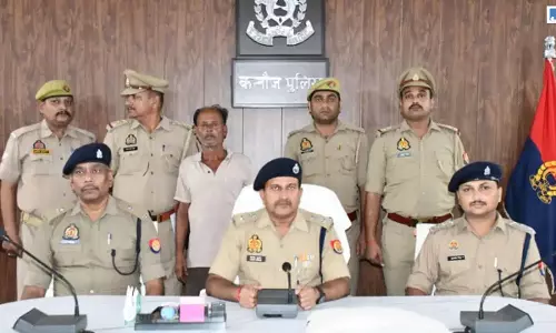 60 की उम्र में प्रेम और शक बना हत्या की वजह, सोते बुजुर्ग पर कुल्हाड़ी से हमला 60 की उम्र में प्रेम और शक बना हत्या की वजह, सोते बुजुर्ग पर कुल्हाड़ी से हमला