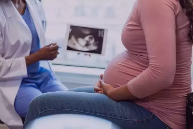 गांधी हॉस्पिटल ने आइज़ेनमेंगर सिंड्रोम से पीड़ित महिला की हाई-रिस्क प्रेग्नेंसी को संभाला गांधी हॉस्पिटल ने आइज़ेनमेंगर सिंड्रोम से पीड़ित महिला की हाई-रिस्क प्रेग्नेंसी को संभाला