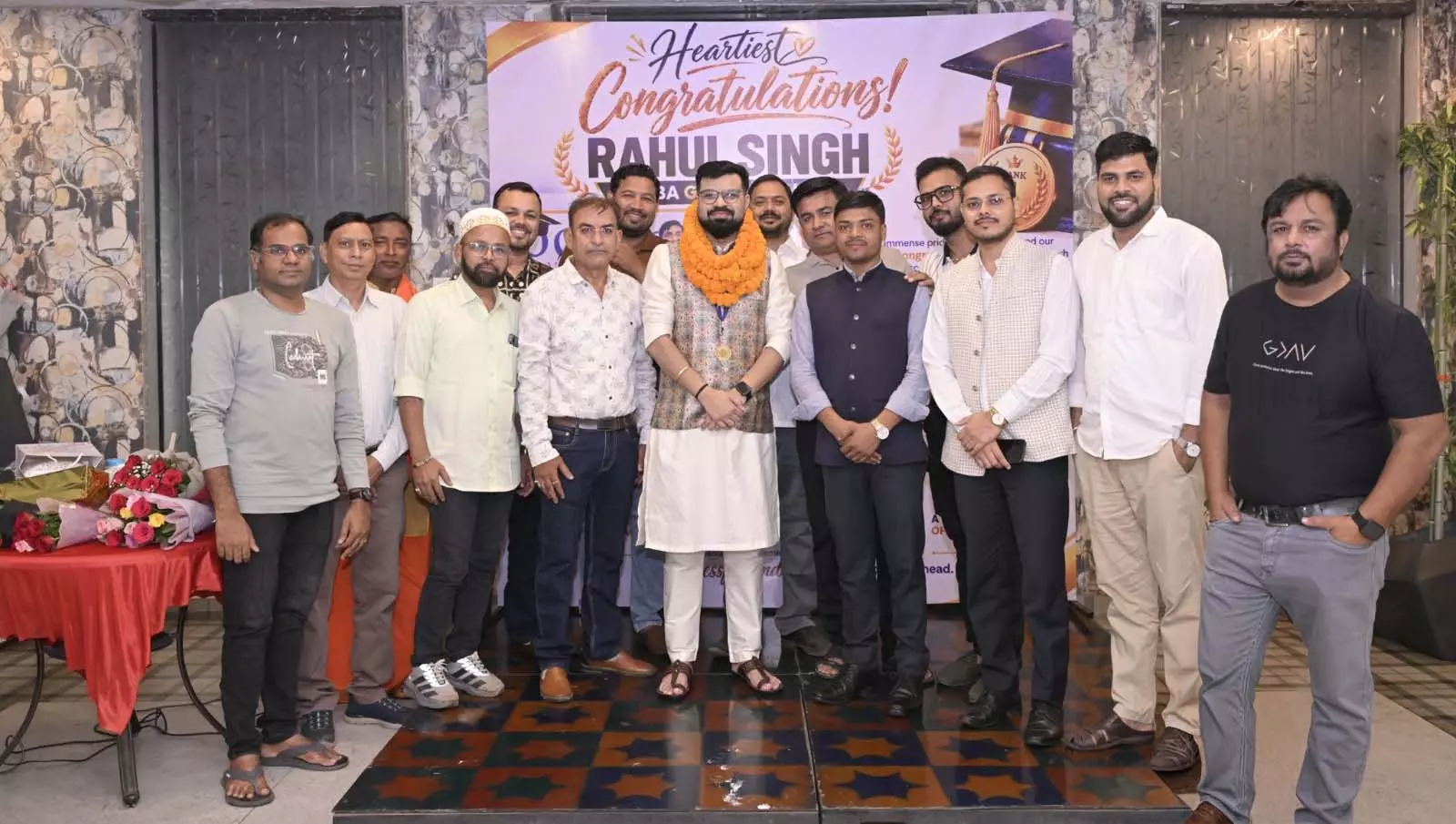 गोल्ड मेडल की चमक से गौरवान्वित हुआ कृष्णा पैराडाइज गोल्ड मेडल की चमक से गौरवान्वित हुआ कृष्णा पैराडाइज