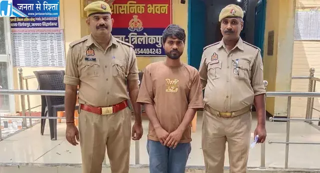 13 वर्षीय किशोरी को पुलिस ने खोजा 13 वर्षीय किशोरी को पुलिस ने खोजा