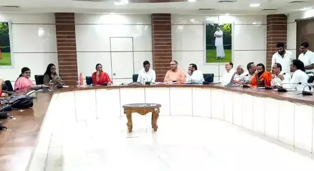 Haridwar: प्राच्यविद्या सम्मेलन की तैयारियों को दिया जा रहा अंतिम रूप Haridwar: प्राच्यविद्या सम्मेलन की तैयारियों को दिया जा रहा अंतिम रूप