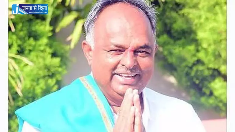 पूर्व विधायक विरुपाक्षप्पा बेल्लारी पर 3.43 करोड़ का जुर्माना, खनन नियमों के उल्लंघन पर नोटिस पूर्व विधायक विरुपाक्षप्पा बेल्लारी पर 3.43 करोड़ का जुर्माना, खनन नियमों के उल्लंघन पर नोटिस
