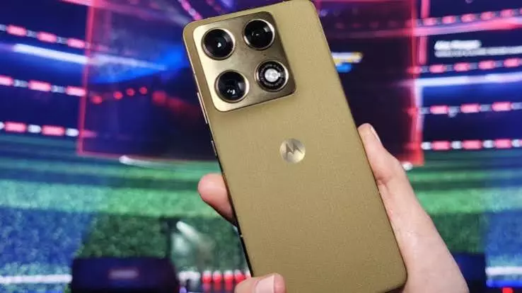 Motorola Signature 27 होगा 22 सितंबर को पेश, टीजर जारी Motorola Signature 27 होगा 22 सितंबर को पेश, टीजर जारी