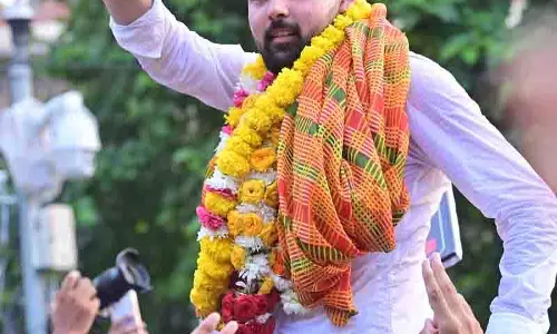 दिल्ली विश्वविद्यालय चुनाव में शौकीन का कमाल