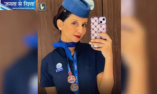 मुंबई में सड़क हादसे में इंडिगो की केबिन क्रू मेंबर की मौत, आठ साल के बेटे की थीं मां मुंबई में सड़क हादसे में इंडिगो की केबिन क्रू मेंबर की मौत, आठ साल के बेटे की थीं मां