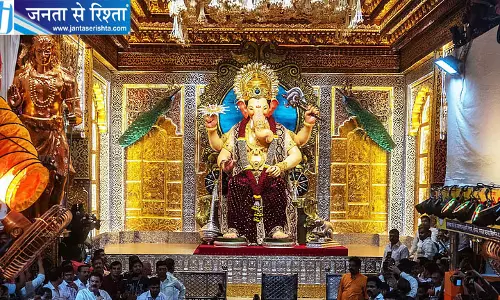 मुंबई में गणेश उत्सव के दौरान बड़ा हादसा, करंट लगने से 8 साल की बच्ची समेत दो की मौत