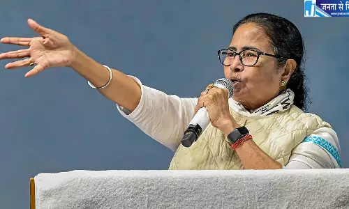 नंदीग्राम उपचुनाव में बड़ा उलटफेर, ममता के समर्थन के बाद कांग्रेस उम्मीदवार गिरफ्तार