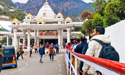 जम्मू-कश्मीरः आग लगने से कटरा हेलीपैड टर्मिनल को आंशिक नुकसान पहुंचा