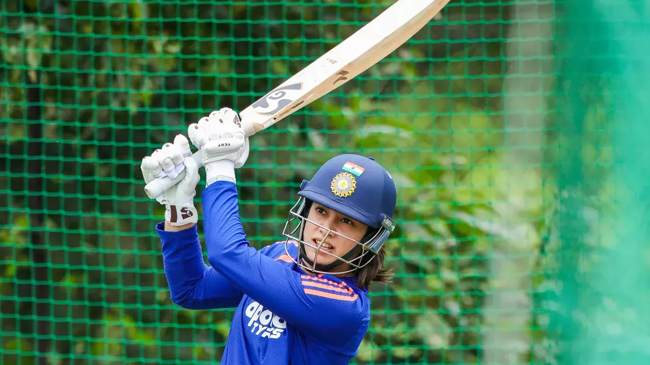 पुरुष और महिला क्रिकेट: T20I में शीर्ष स्कोरर बनीं स्मृति मंधाना
