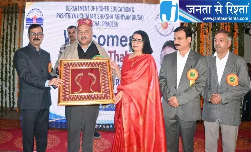 डिग्री नहीं कौशल और रोजगार पर जोर: रोहित ठाकुर
