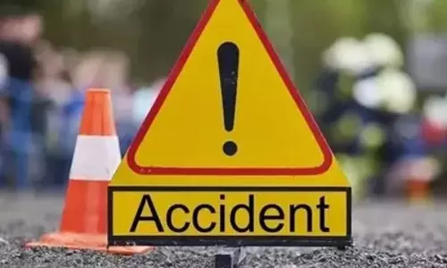 पिथौरागढ़ में बड़ा हादसा, सब्जी से भरी पिकअप खाई में गिरी; चालक गंभीर घायल पिथौरागढ़ में बड़ा हादसा, सब्जी से भरी पिकअप खाई में गिरी; चालक गंभीर घायल