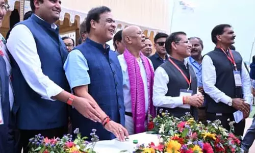 असम के मुख्यमंत्री ने धुबरी में अदाणी पावर के 48,000 करोड़ रुपए के थर्मल प्लांट की रखी आधारशिला असम के मुख्यमंत्री ने धुबरी में अदाणी पावर के 48,000 करोड़ रुपए के थर्मल प्लांट की रखी आधारशिला