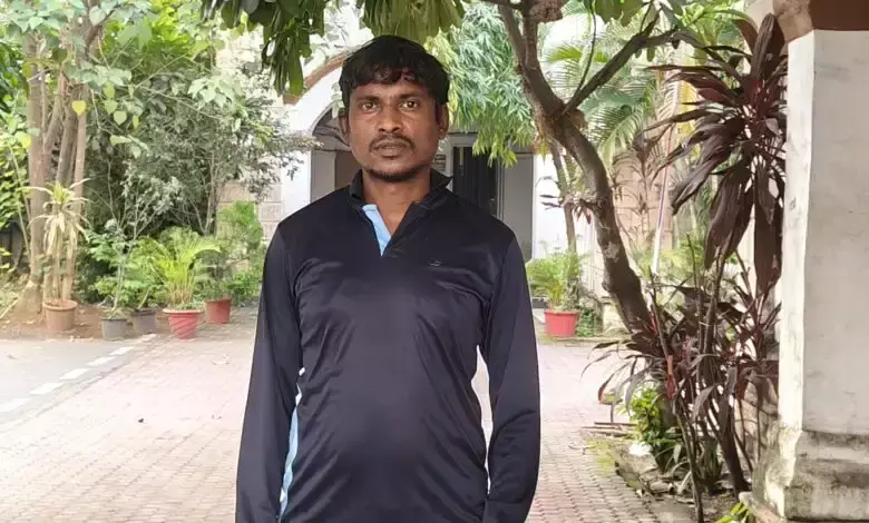 Rajgarh: नाबालिग से अभद्र व्यवहार के आरोप में युवक पर कार्रवाई Rajgarh: नाबालिग से अभद्र व्यवहार के आरोप में युवक पर कार्रवाई