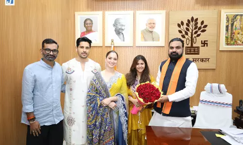 CM सम्राट चौधरी से मिली The Vvaan की टीम... CM सम्राट चौधरी से मिली The Vvaan की टीम...