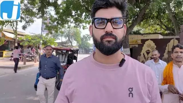 परिक्रमा करने निकले श्रद्धालु को बदमाश ने बनाया निशाना तीन तोला सोना लूटा परिक्रमा करने निकले श्रद्धालु को बदमाश ने बनाया निशाना तीन तोला सोना लूटा