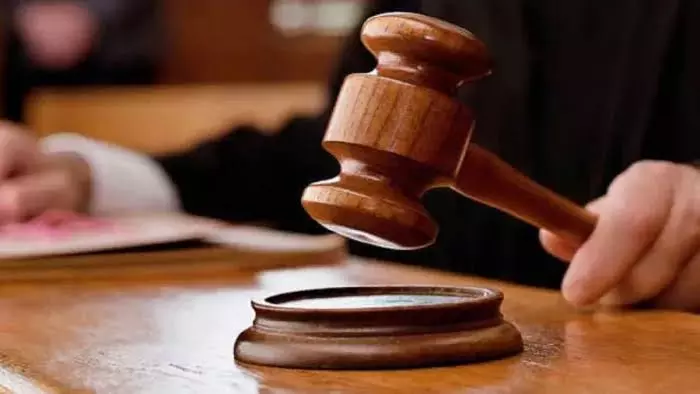Faridabad: कोर्ट परिसर में हथियार लेकर पहुंचे दो छात्र गिरफ्तार Faridabad: कोर्ट परिसर में हथियार लेकर पहुंचे दो छात्र गिरफ्तार