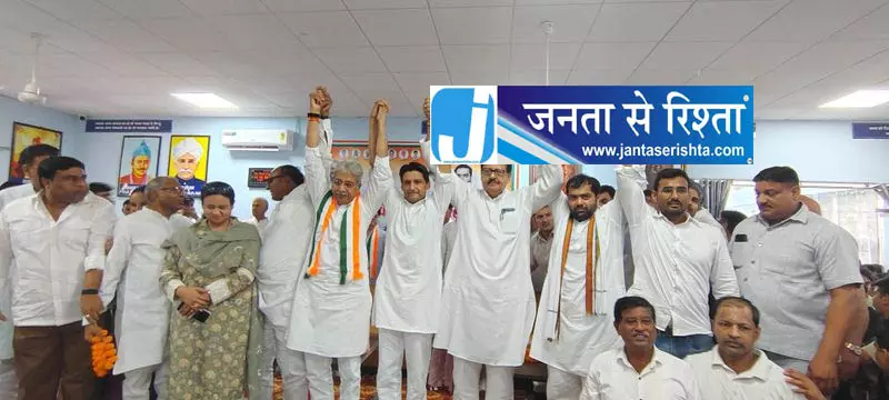 दीपेंद्र हुड्डा ने CM सैनी पर साधा निशाना दीपेंद्र हुड्डा ने CM सैनी पर साधा निशाना