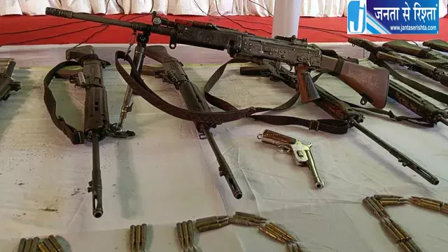 सारंडा नक्सल नेटवर्क पर पुलिस का शिकंजा सारंडा नक्सल नेटवर्क पर पुलिस का शिकंजा
