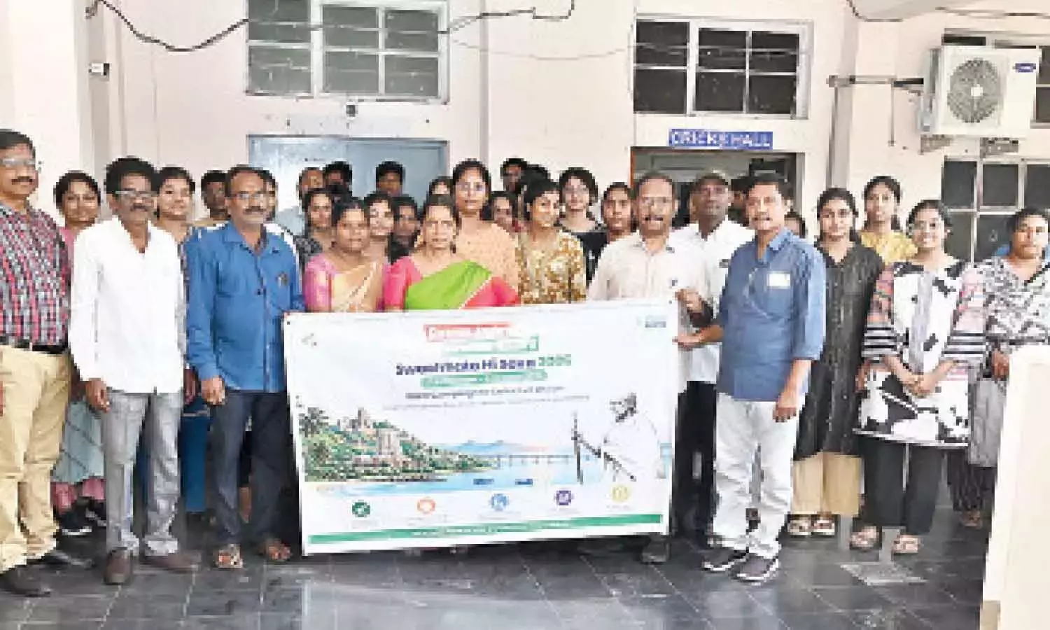 Andhra: एसएमसी स्वच्छता, कचरा पृथक्करण अभियान चलाती है Andhra: एसएमसी स्वच्छता, कचरा पृथक्करण अभियान चलाती है