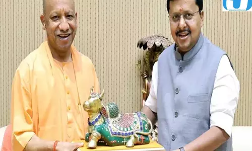 मिशन 2027 की तैयारी तेज भाजपा अध्यक्ष और सीएम योगी आज करेंगे मंथन मिशन 2027 की तैयारी तेज भाजपा अध्यक्ष और सीएम योगी आज करेंगे मंथन