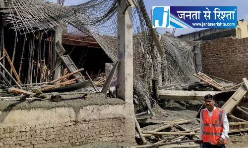 दिल्ली अलीपुर में निर्माणाधीन इमारत को मिला रास्ता
