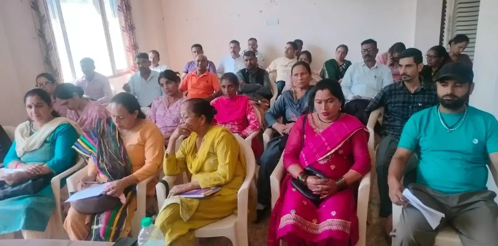 Mandi: मंडी के मजदूरों ने दिल्ली चलो अभियान में शामिल होने की तैयारी की