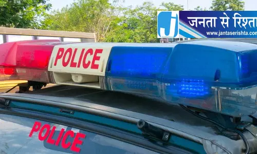 बस स्टैंड पर हंगामा SHO पर हमला दो गिरफ्तार बस स्टैंड पर हंगामा SHO पर हमला दो गिरफ्तार