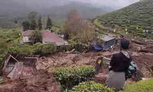 भारी बारिश की आशंका के चलते पहाड़ी इलाकों में चेतावनी