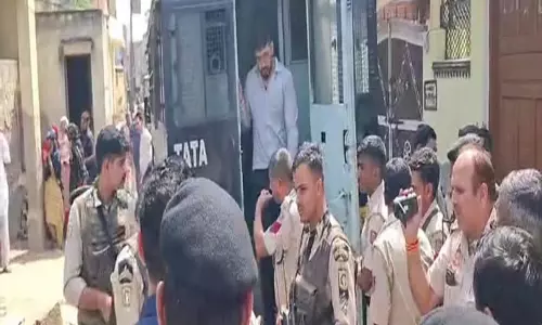काला जठेड़ी की मुलाकात के लिए सुरक्षा व्यवस्था कड़ी गांव में बढ़ाई गई निगरानी