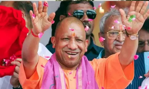 उत्तर प्रदेश में स्वास्थ्य ढांचे का विस्तार, जिला अस्पतालों से पीएचसी तक बढ़ीं सुविधाएं उत्तर प्रदेश में स्वास्थ्य ढांचे का विस्तार, जिला अस्पतालों से पीएचसी तक बढ़ीं सुविधाएं