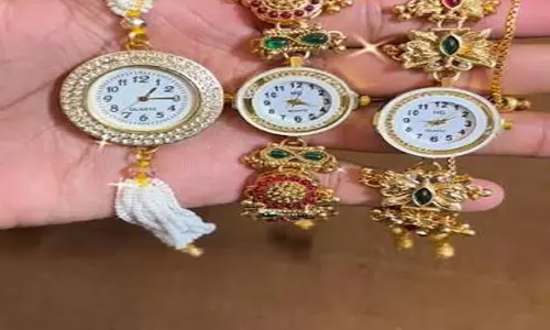 कश्मीरी वॉच का बढ़ा क्रेज खूबसूरत डिजाइन से दिखाएं अलग अंदाज