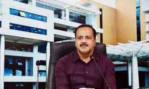 नकली दवा रैकेट: कर्नाटक के स्वास्थ्य मंत्री बोले- फाइजर की सीएंडएफ एजेंसी ने जांच में सहयोग नहीं किया नकली दवा रैकेट: कर्नाटक के स्वास्थ्य मंत्री बोले- फाइजर की सीएंडएफ एजेंसी ने जांच में सहयोग नहीं किया
