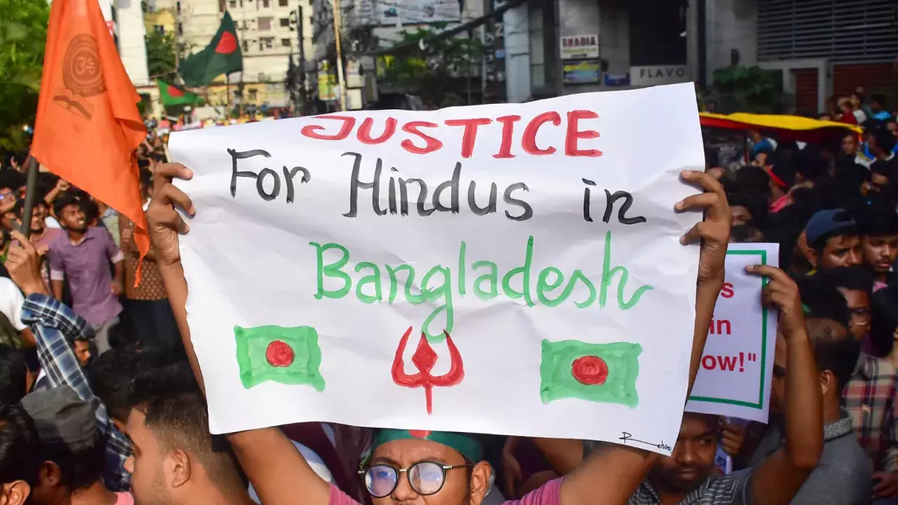 बांग्लादेश में एक और हिंदू मंदिर पर हमला, काली मूर्ति चोरी बांग्लादेश में एक और हिंदू मंदिर पर हमला, काली मूर्ति चोरी