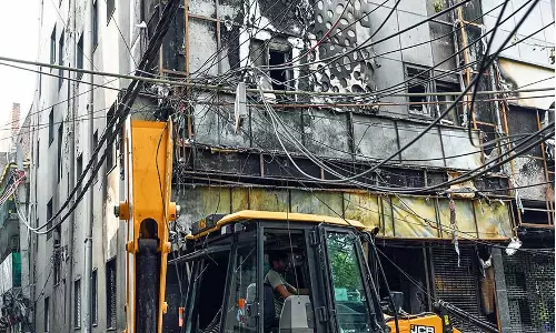 मालवीय नगर होटल अग्निकांड लवकेश बजाज को 4 हफ्ते की जमानत मालवीय नगर होटल अग्निकांड लवकेश बजाज को 4 हफ्ते की जमानत