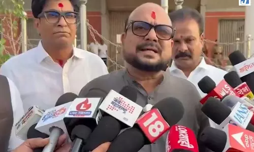 किसानों के मुद्दे पर सरकार सक्रिय गुलाब पाटिल बोले हर संभव मदद करेंगे किसानों के मुद्दे पर सरकार सक्रिय गुलाब पाटिल बोले हर संभव मदद करेंगे