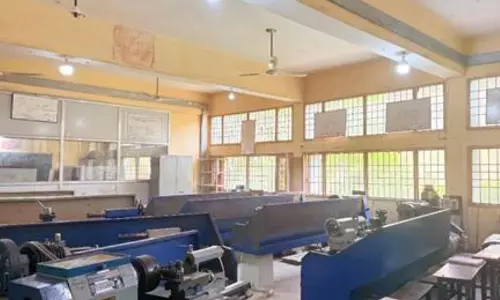 कुरुक्षेत्र ITI क्लस्टर के लिए 320 करोड़ की योजना मंजूर कुरुक्षेत्र ITI क्लस्टर के लिए 320 करोड़ की योजना मंजूर