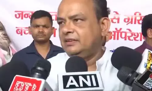 जमुई वायरल वीडियो मामले पर सियासत तेज इरफान अंसारी ने साधा निशाना जमुई वायरल वीडियो मामले पर सियासत तेज इरफान अंसारी ने साधा निशाना