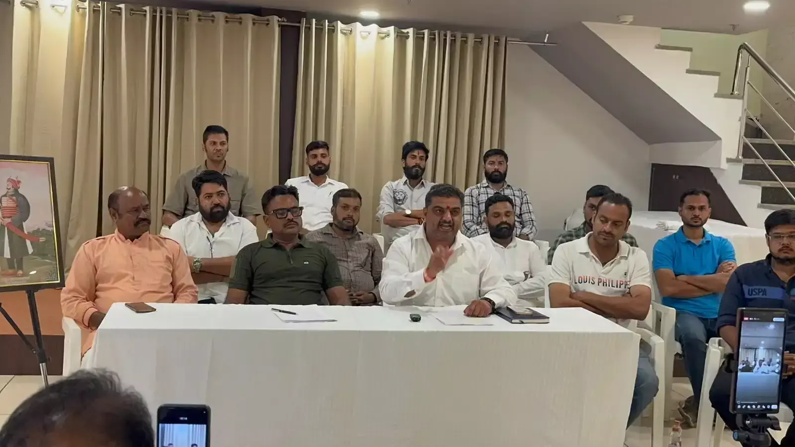 Udaipur: सर्वसमाज ने निवेदिता मेनन के कार्यक्रम पर जताई आपत्ति Udaipur: सर्वसमाज ने निवेदिता मेनन के कार्यक्रम पर जताई आपत्ति