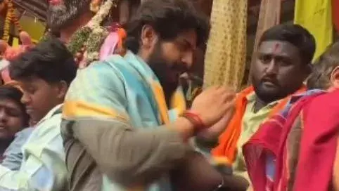 अनुपमा की क्रेजी कल्याणम टीम पहुंची खैरताबाद गणेश मंदिर अनुपमा की क्रेजी कल्याणम टीम पहुंची खैरताबाद गणेश मंदिर