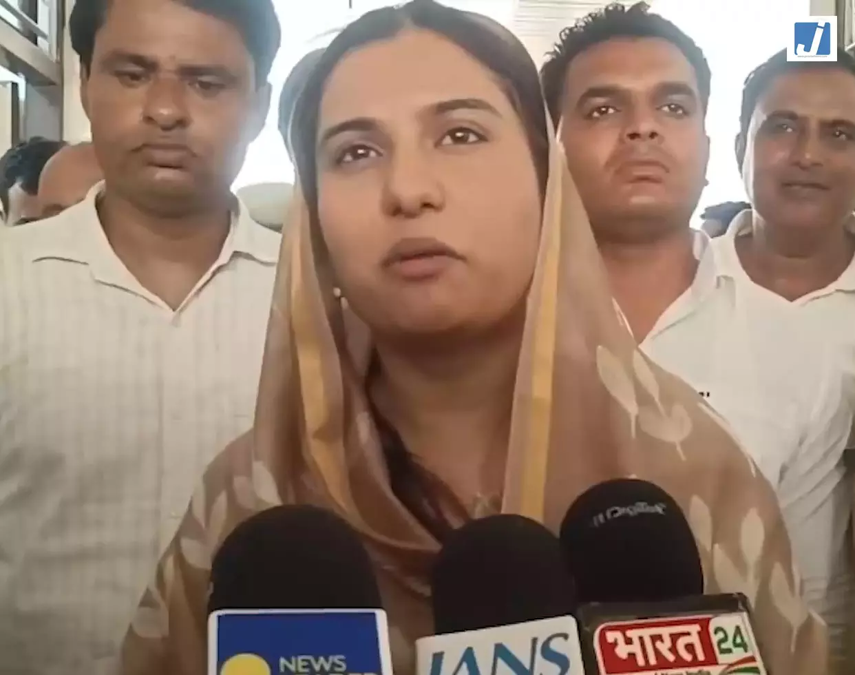 कांग्रेस सपा बयानबाजी तेज इकरा हसन ने गठबंधन को लेकर रखी अपनी बात कांग्रेस सपा बयानबाजी तेज इकरा हसन ने गठबंधन को लेकर रखी अपनी बात