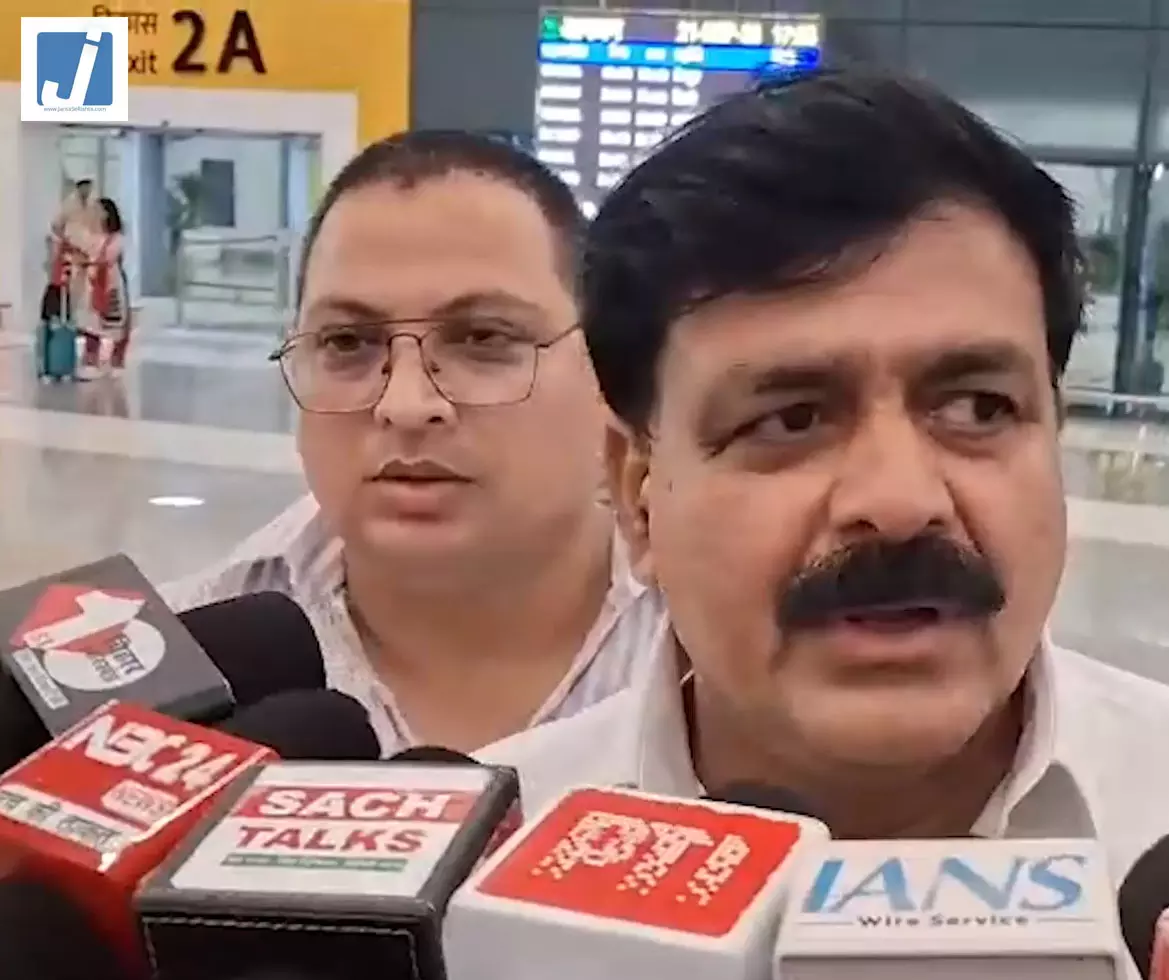 जमुई छेड़छाड़ मामले पर मंत्री जमा खान बोले दोषियों को नहीं बख्शा जाएगा जमुई छेड़छाड़ मामले पर मंत्री जमा खान बोले दोषियों को नहीं बख्शा जाएगा