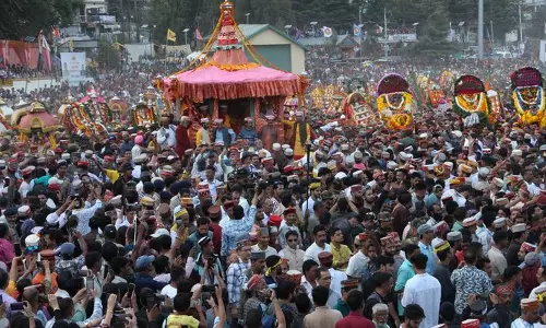 कुल्लू दशहरा के लिए प्लॉट उपलब्ध