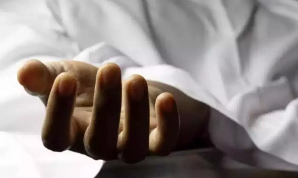 Telangana: माधापुर होटल में मृत मिली महिला; प्रेमी पर शक