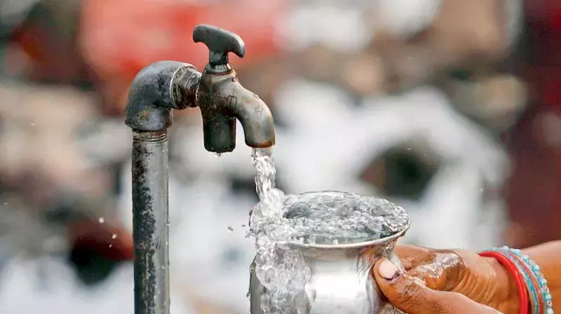 Tamil Nadu: कीरापक्कम निवासियों ने पीने के पानी की मांग को लेकर सड़क जाम कर दी