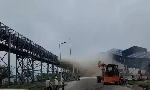 हरदुआगंज तापीय परियोजना में टला बड़ा हादसा कन्वेयर बेल्ट फटने से कोयले की आपूर्ति हुई आधी हरदुआगंज तापीय परियोजना में टला बड़ा हादसा कन्वेयर बेल्ट फटने से कोयले की आपूर्ति हुई आधी