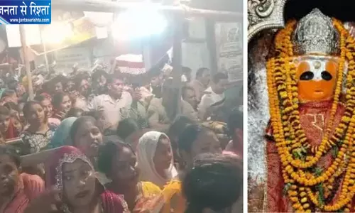 बुढ़वा मंगल पर उमड़ा आस्था का सैलाब बुढ़वा मंगल पर उमड़ा आस्था का सैलाब
