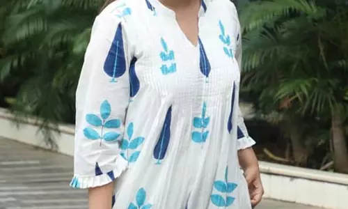 कैटरीना की ट्रोलिंग पर भड़कीं परिणीति चोपड़ा, बोलीं-मां बनने के बाद शरीर में आए बदलाव खूबसूरत, इस पर टिप्पणी क्यों? कैटरीना की ट्रोलिंग पर भड़कीं परिणीति चोपड़ा, बोलीं-मां बनने के बाद शरीर में आए बदलाव खूबसूरत, इस पर टिप्पणी क्यों?