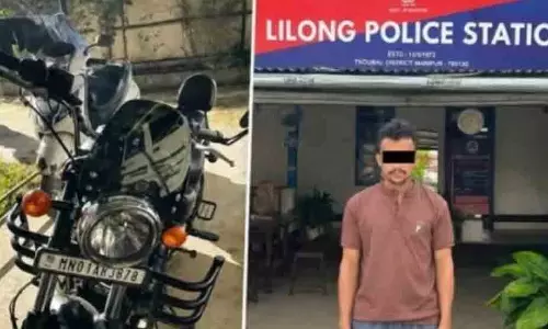 मणिपुर: वाहन चोरी के दो संदिग्ध गिरफ्तार, वाहन बरामद मणिपुर: वाहन चोरी के दो संदिग्ध गिरफ्तार, वाहन बरामद