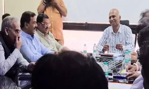 महाराष्ट्र में SIR पर कांग्रेस ने उठाए सवाल महाराष्ट्र में SIR पर कांग्रेस ने उठाए सवाल