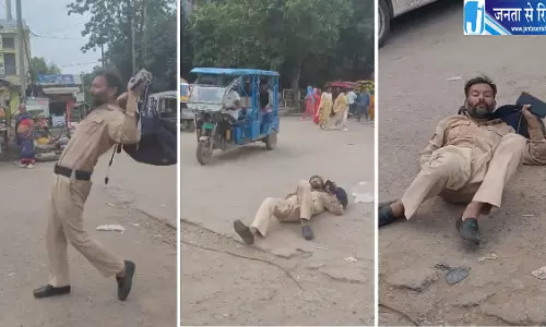 सतना में पुलिस कॉन्स्टेबल का लड़खड़ाते हुए वीडियो वायरल शराब के नशे में होने का दावा सतना में पुलिस कॉन्स्टेबल का लड़खड़ाते हुए वीडियो वायरल शराब के नशे में होने का दावा